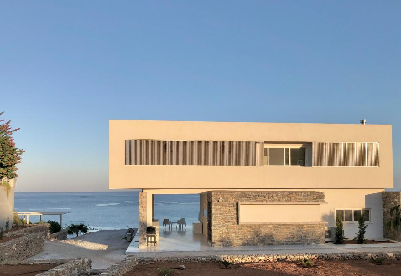 Kuro Beach House - Oceanfront Luxury & 25M Pool Achlia Bagian luar foto