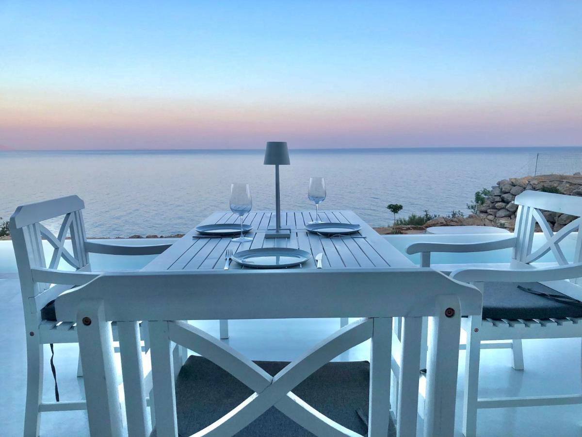Kuro Beach House - Oceanfront Luxury & 25M Pool Achlia Bagian luar foto