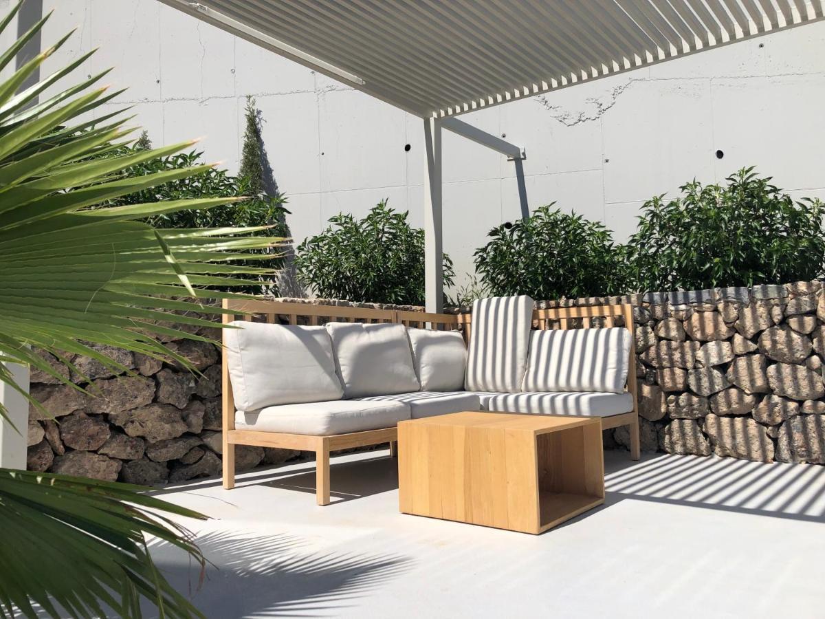 Kuro Beach House - Oceanfront Luxury & 25M Pool Achlia Bagian luar foto