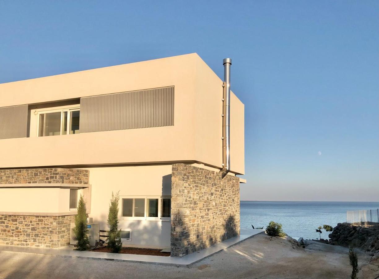 Kuro Beach House - Oceanfront Luxury & 25M Pool Achlia Bagian luar foto