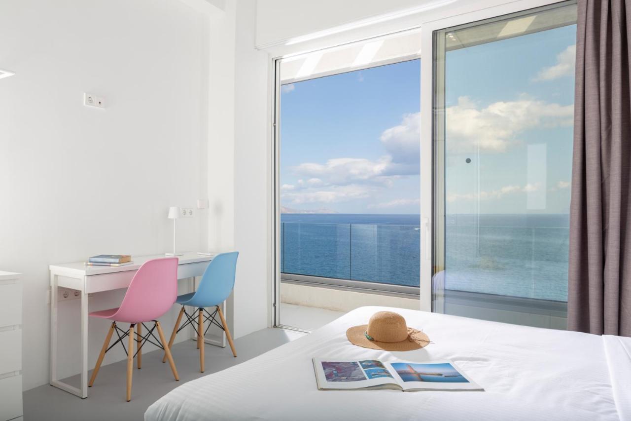 Kuro Beach House - Oceanfront Luxury & 25M Pool Achlia Bagian luar foto